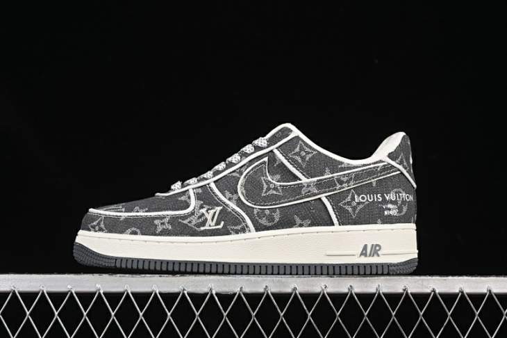 Picture of Air Force 1 _SKUfw19954394673544881fw